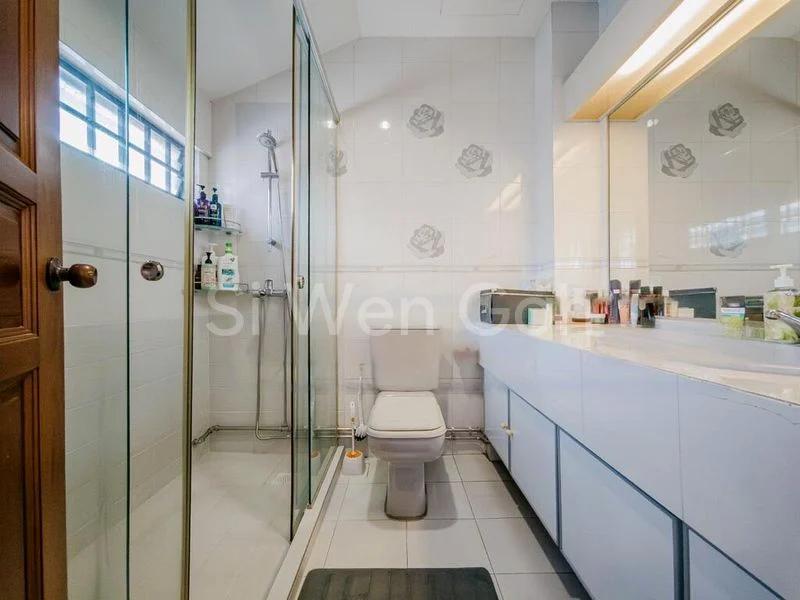 4 Bed Terraced House (Landed) for Sale in  Bedok Ria - Image 1